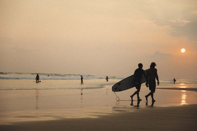 Walentynki w tropikach? Dawaj na nasz surf camp na Sri Lance!